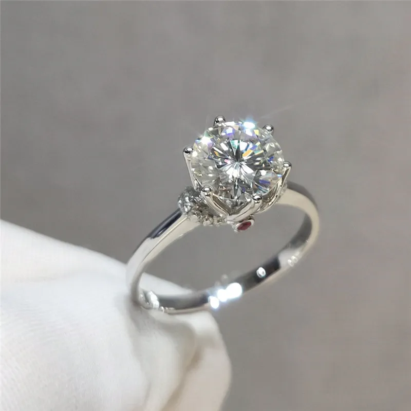 Bague de fiançailles en or blanc 18K, excellente taille, Test de diamant réussi, couleur D brillante, Moissanite Queen, bijoux de fiançailles, cadeau, 100%