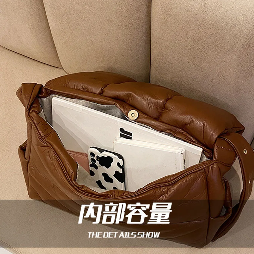 HBP Large-capacity soft leather rhombus padded women`s bag 2021 autumn and winter new fashion messengerbag all-match shoulder underarm bags