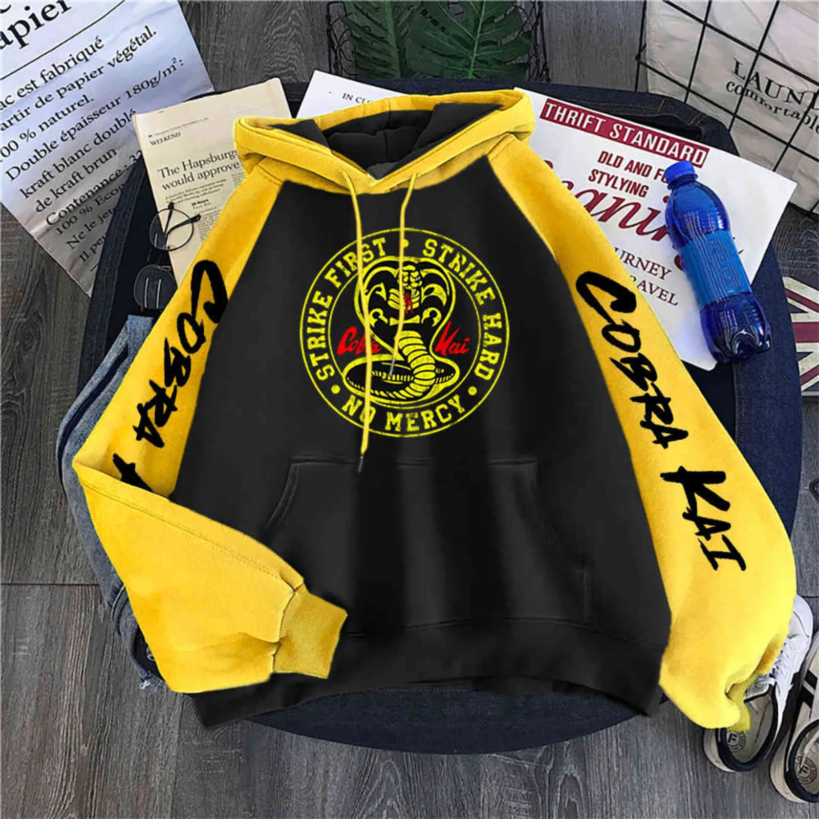 Cobra Kai Mode Rue Impression Hommes À Capuche Automne Polaire Sweats Chauds Poche Pull À Capuche Confortable Raglan À Capuche Homme Y211118