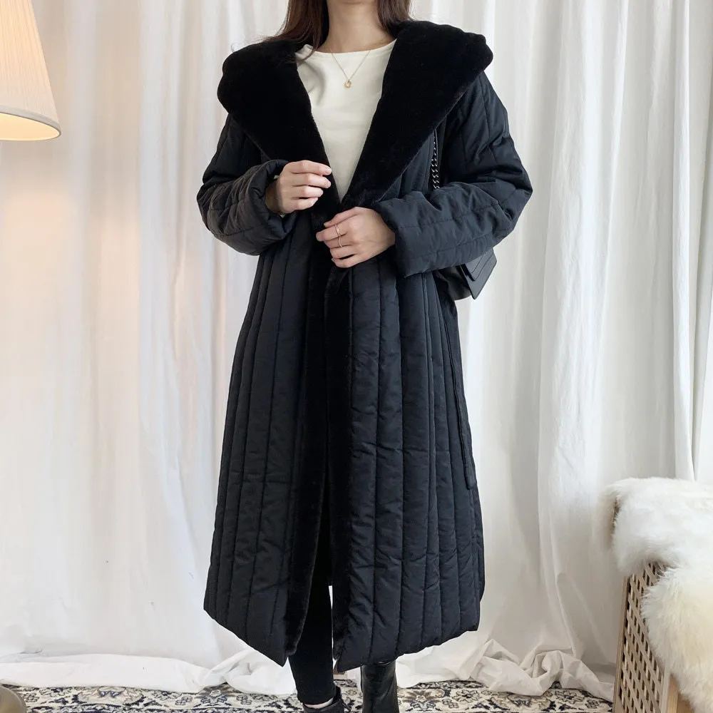 Vinter korean tjockna faux mink hooded kvinnor lång kappa full ärm bälte varm mode elegant damer parka yttercoat 210518