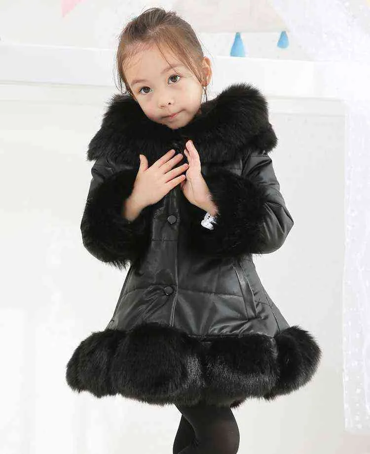 ファッション赤ちゃんの冬の暖かい毛皮のコート女の子長袖フード付き厚いジャケットクリスマスパーティー子供の衣服211203