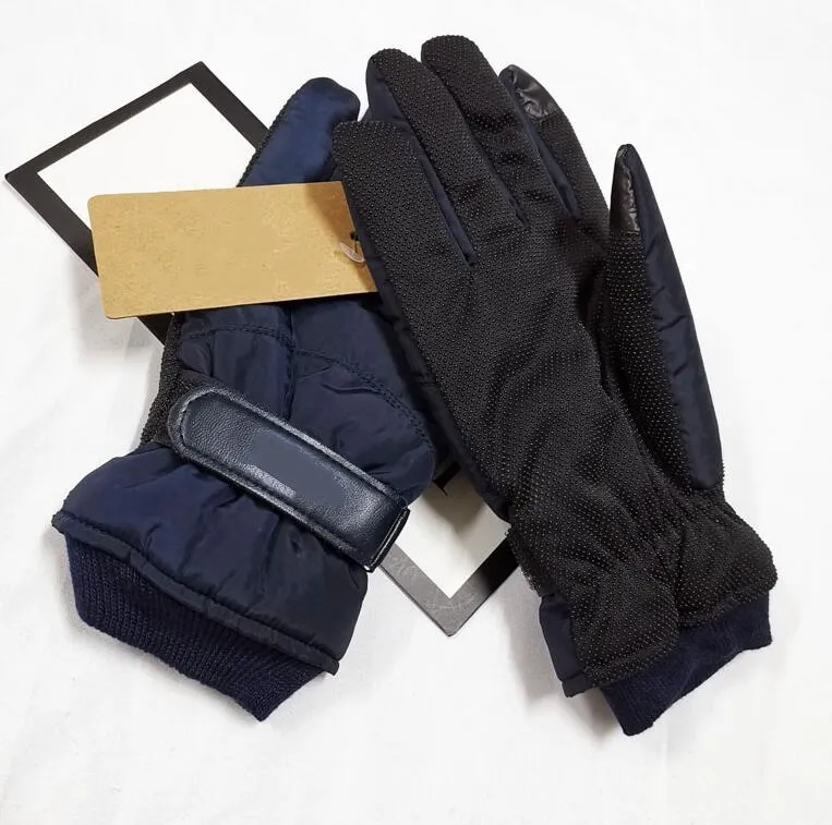 Зимние имитационные перчатки высшего класса для мужчин и женщин с прекрасным меховым шариком, спортивные водонепроницаемые теплые кожаные перчатки с пятью пальцами Mit267y на открытом воздухе