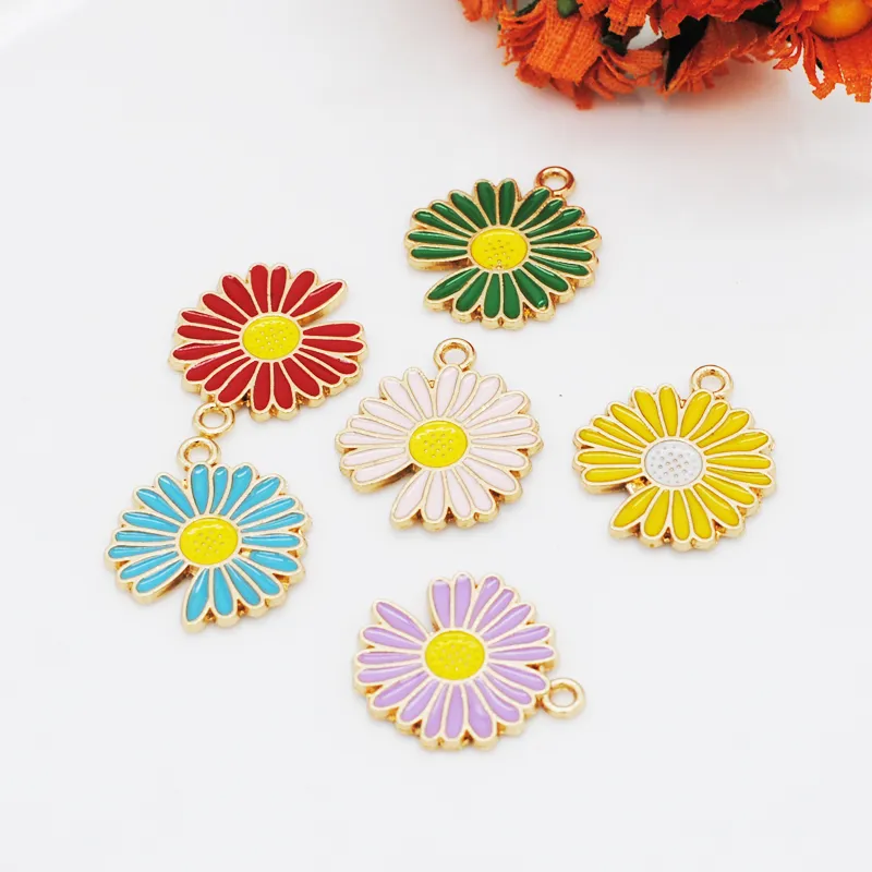 Amuletos de flor de margarida amarelo azul rosa inteiro para pulseira brinco colar pingentes liga de joias fazendo descobertas275n