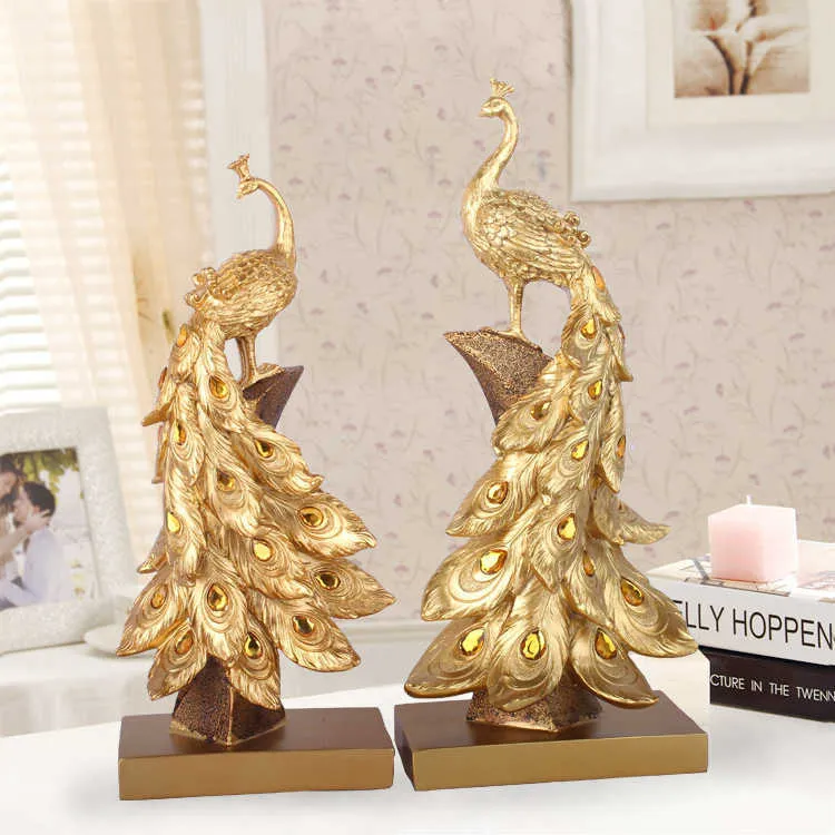 Creative Resin Crafts Fashion Golden Peacock Decorations Home Decoration Business Gifts garden decoration 210811