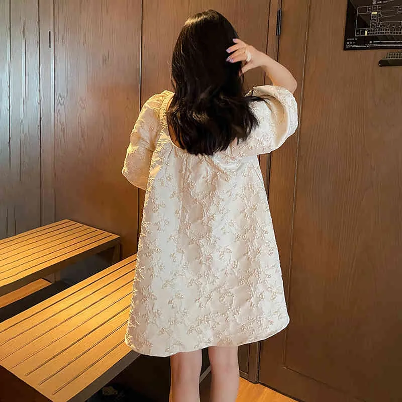 三次元ジャカードドレス女性の夏の正方形の襟ピッフ半袖ミニドレス女性潮210427