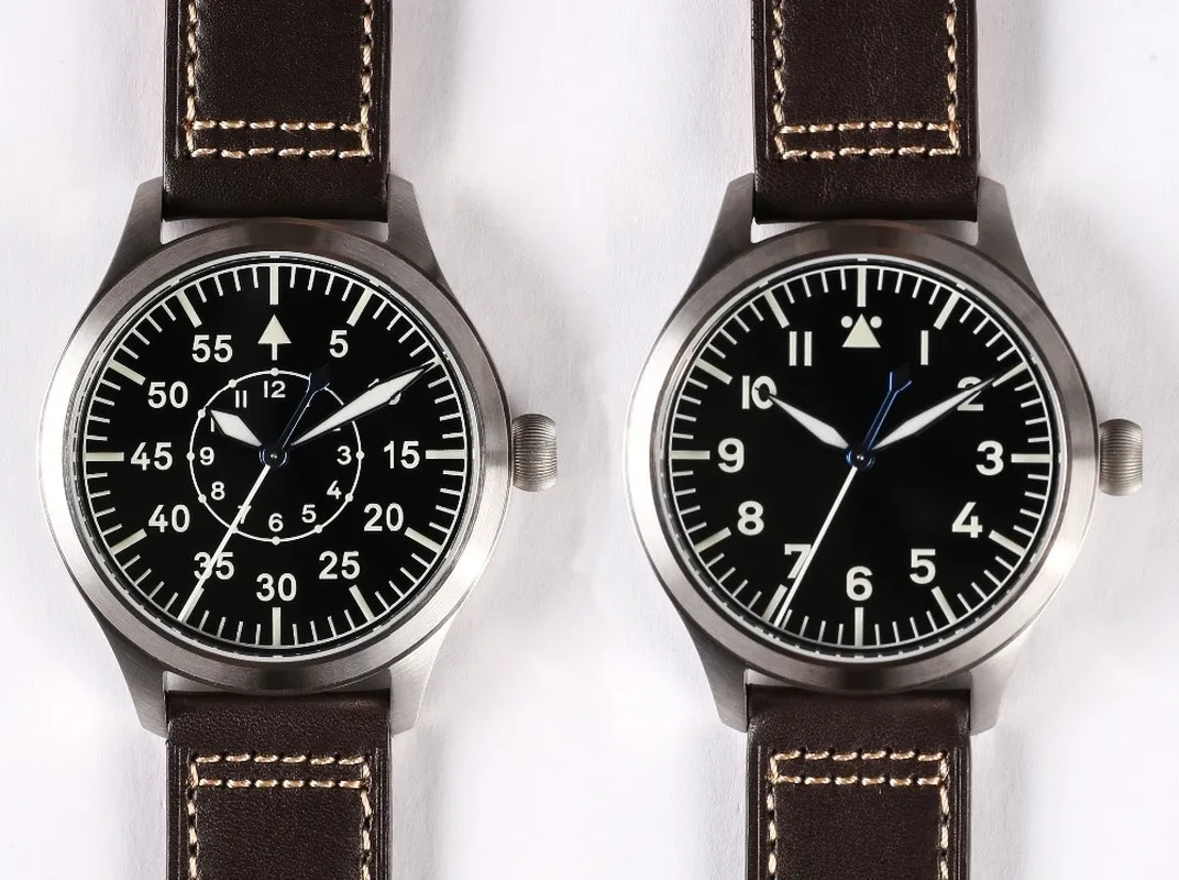 Temps d'échappement Automatique NH35 Mouvement Pilot Watch avec Type-B ou Cadran noir de type A et boîtier 42 mm étanche 300M238U