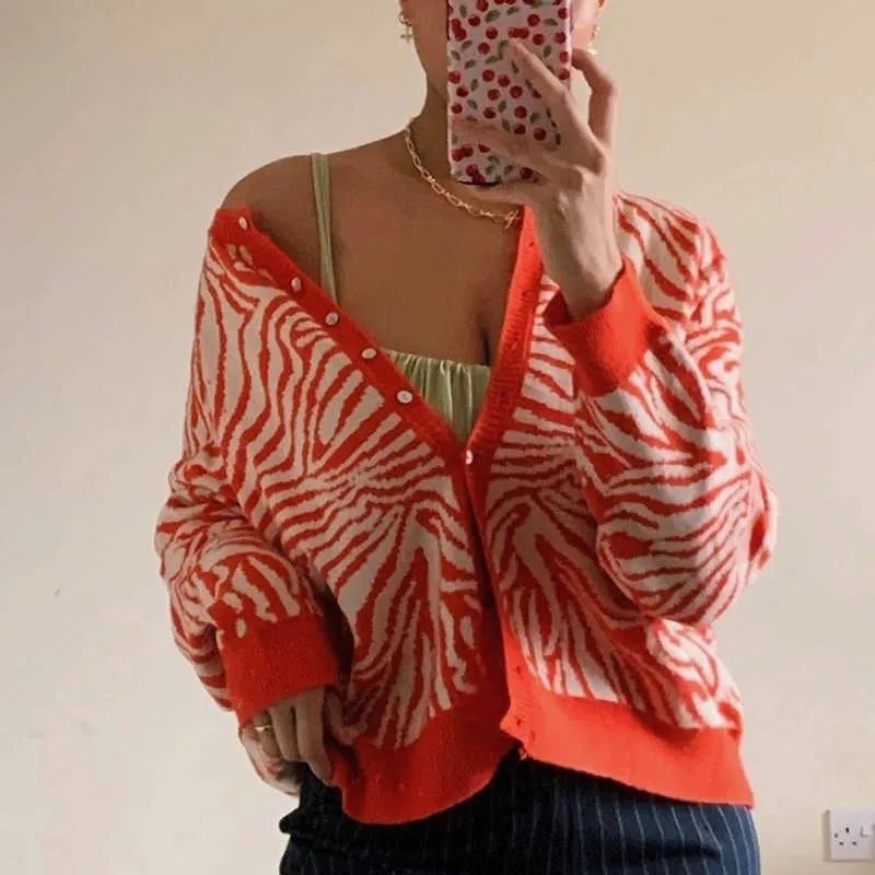 Ins Street Fashion Orange Zebra Cardigan Donna Maglioni Inverno Button Up Cardigan Autunno Spessore Caldo Lavorato a maglia Streetwear 211011