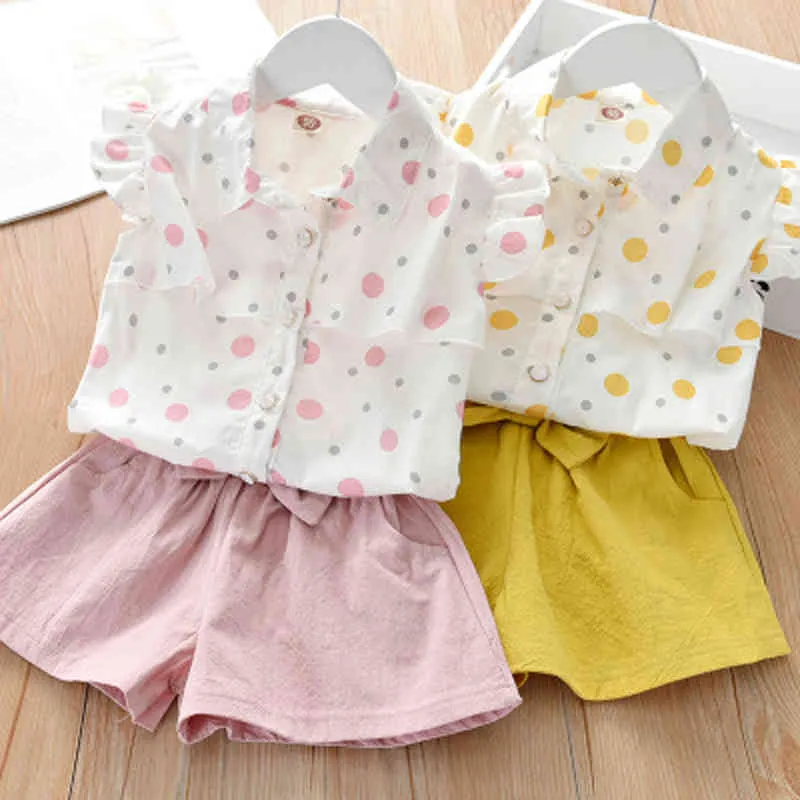 Vêtements pour filles Mode Polka Dot Suit Summer Flying Manche Shirt imprimé + Shorts Two-Pieces Vêtements pour enfants Tenue 210515