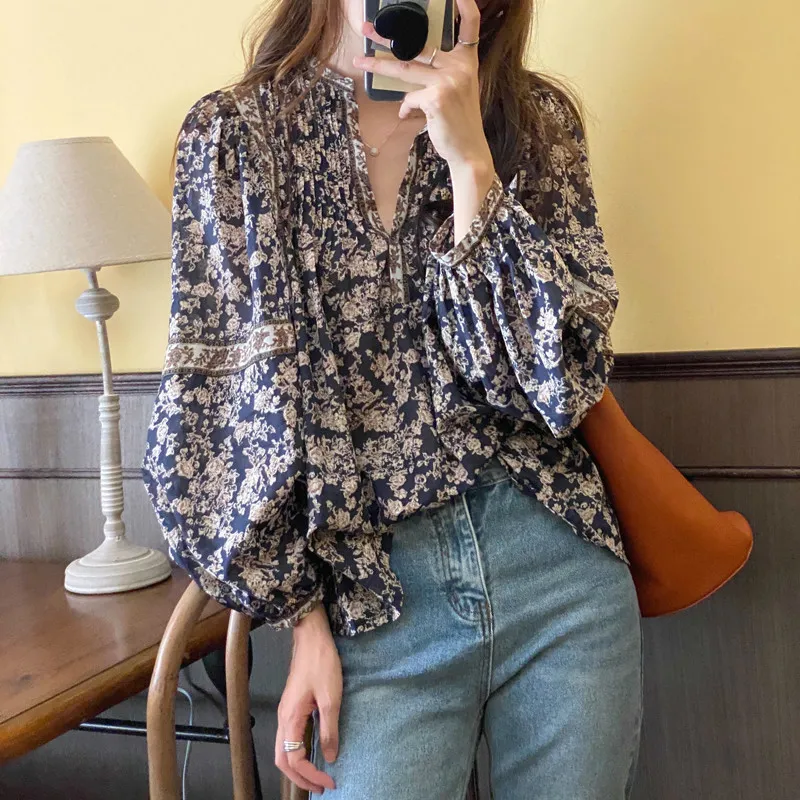 Ezgaga Undefined Women Blouse Korean Chic Vintage Sweet V-Neck Long Lantern Sleeve Floral Holiday Shirts Loose Casual Blusas 210430