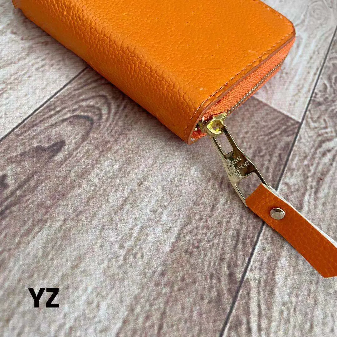 Women Wallets Luxurys Designers Short wallet wristle handbag bag lady purse passport ID credit card holder cowhide clutch wallet p236n