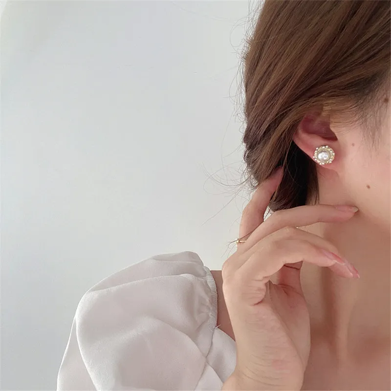 Baroque Pearl Stud Earrings For Women Vintage Gold Color Small Earring Temperament Korean Round Pendientes Jewelry Gift5471456