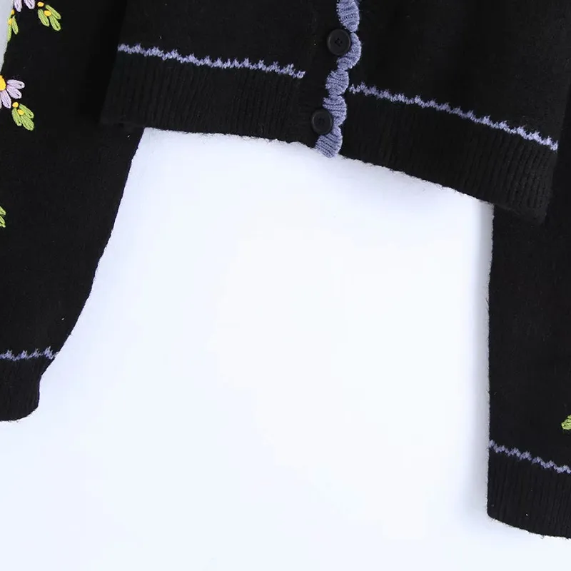 女性秋ビンテージカーディガンセーター長袖深部Vネックボタン花刺繍女性エレガントカジュアルセーターコート210513
