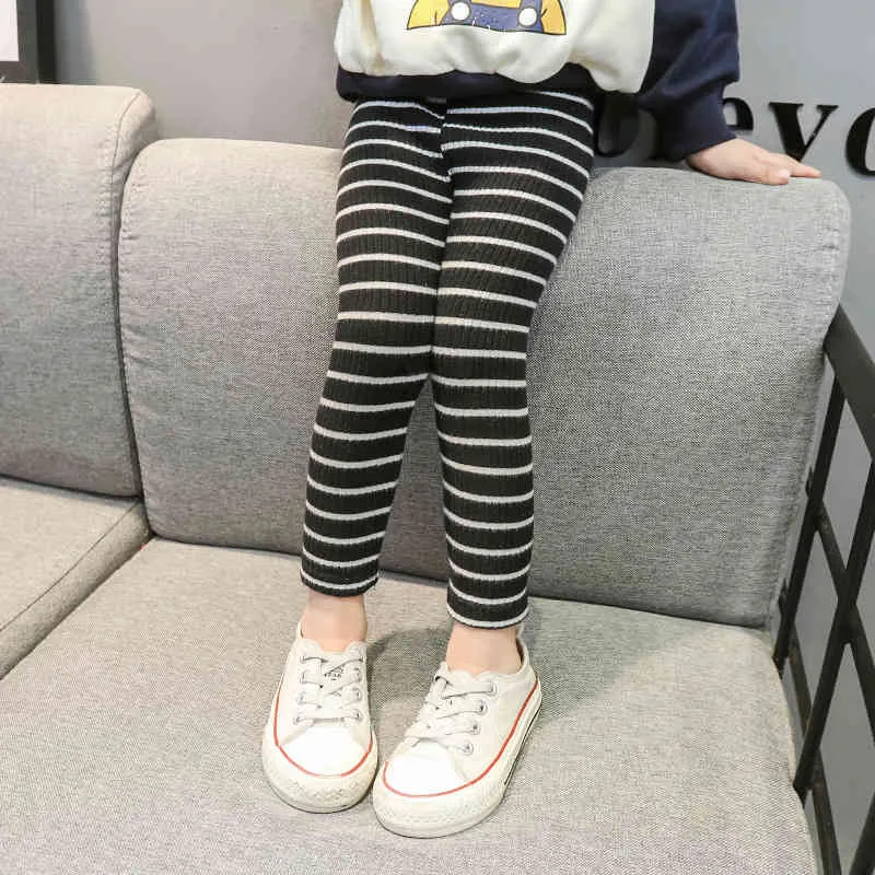 Höst Söt tjejer Bomull All-Match Striped Leggings Kids Casual Skinny Byxor Barn Render 210508