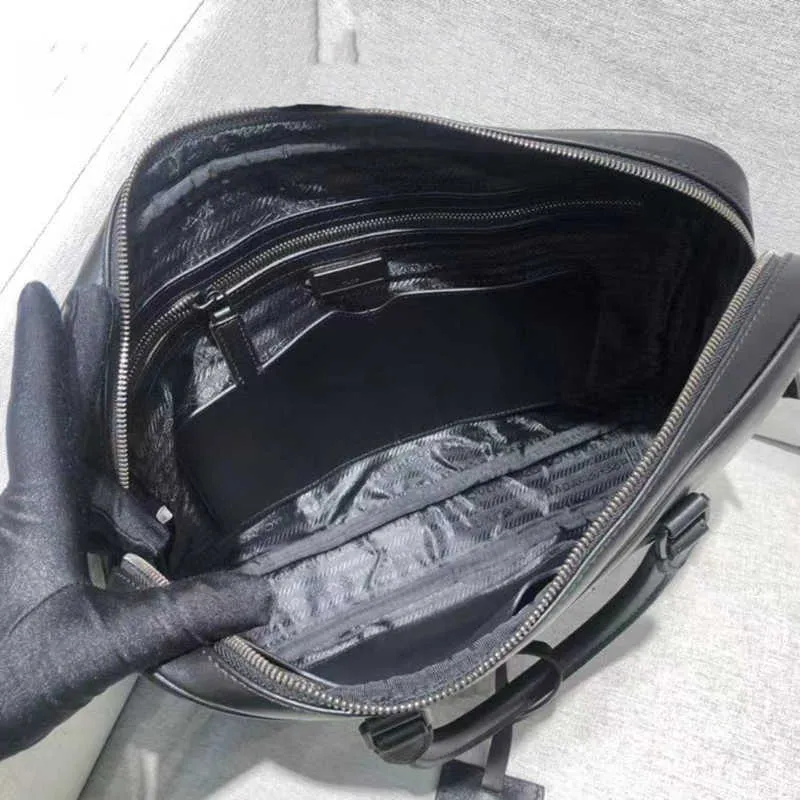 2022New Men Shoulder Briefcase Black Leather Designer Handbag Business Laptop Bag Messenger Bags With Nameplates Totes Men's 306v