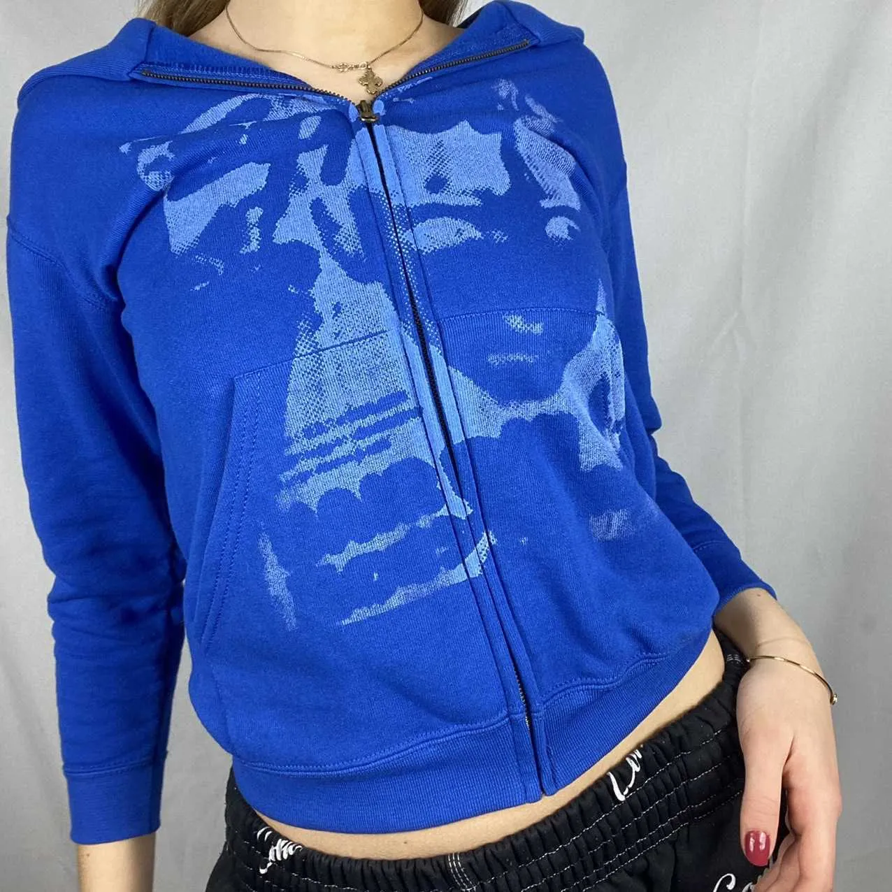 Frauen Hoodies mit Taschen 90er Jahre Vintage Grafik Y2k Ästhetische Mantel Top E-Girl Sweatshirts Frühling Herbst Gedruckt Reißverschluss 210803