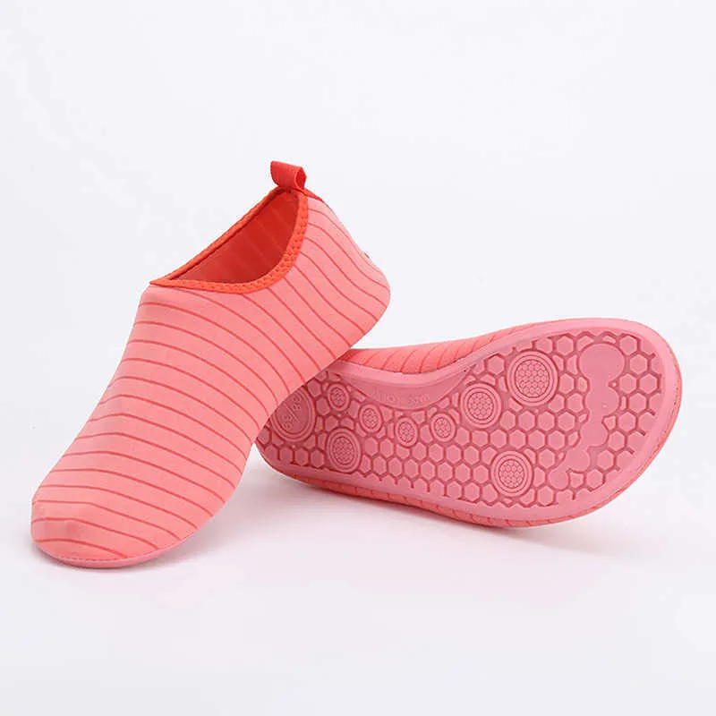 Swimming Water Shoes Men And Women Beach Camping Shoes Adult Unisex Flat Soft Walking Lover Yoga Shoes Sneakers Y0714