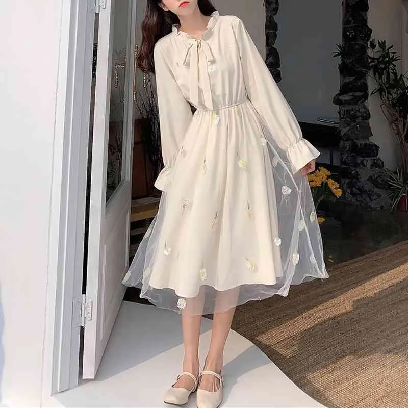 Ezgaga Elegant klänning Kvinnor Lace Up Flower Mesh Patchwork Long Flare Sleeve Japansk stil Hög midja Klänningar Vestidos Feminino 210430