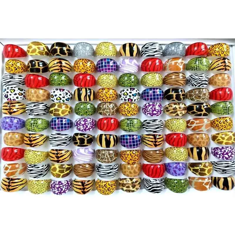 100st bulk mix djur leopard hud färgglada barn flickor kvinnor harts ring hela fest gåva 14 mm breda söta smycken1131019