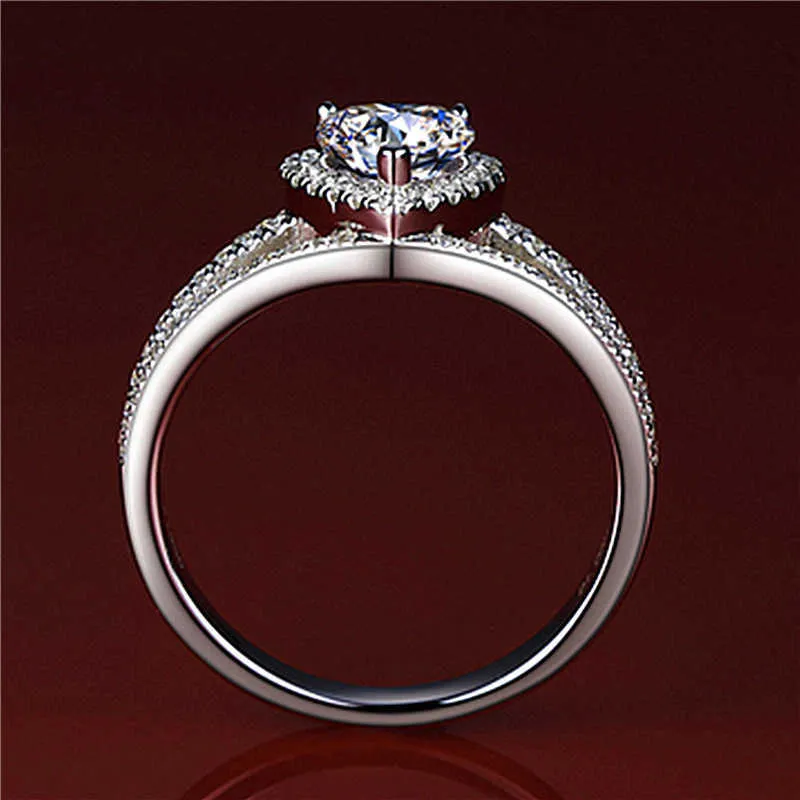 Damskie pierścienie Kryształ Trzy Rzędy Diamentowy Pierścień Miłość z Micro Inkrustowany Full Wedding Lady Cluster Style Band