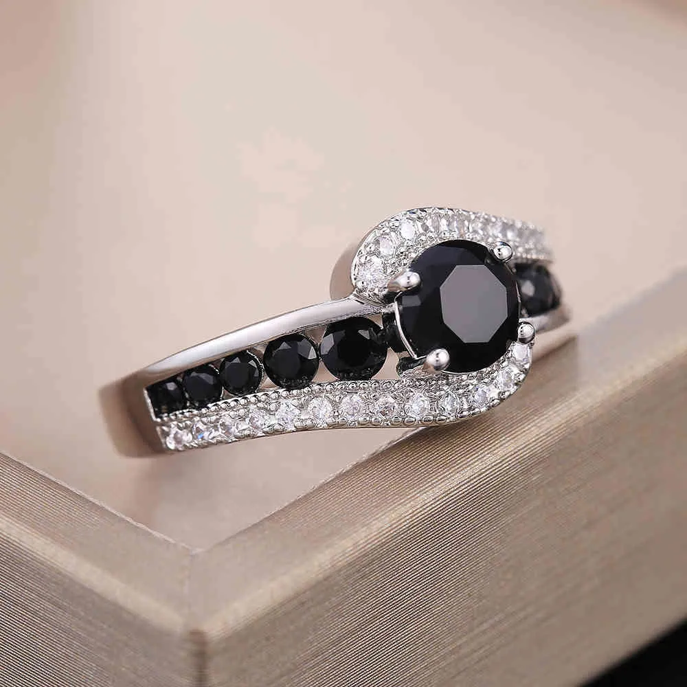 Huitan – bague de mariage en pierre noire pour femmes, cristal éblouissant, Zircon, cadeau délicat, qualité supérieure, bijoux classiques féminins