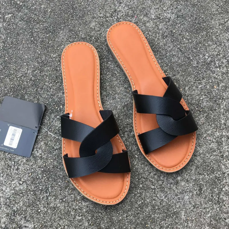 Verão Mulheres Sandálias Sapatos Estilo Moda Couro PU Interlocking Superfície Feminina Chinelos Sólidos de Alta Qualidade Mulher Slides 220308