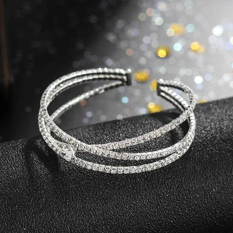 Yfjewe Trendy Crystal Bracelet Bangle Female Fashion Wedding Jewelry Gold Color Rhinestone Bangles Bracelets for Women B280 Q0719