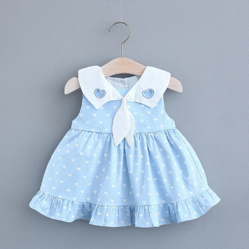 Baby Girls Casual Sukienki Lato Moda Serce Drukuj Kostiumy Maluch Rękawem Odzież Odzież urodzinowa 210429