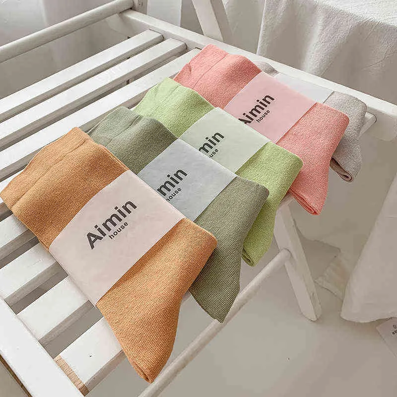 Spring and summer women's cotton socks simple and beautiful English words solid color/dark high-quality Japanese pile socks Y1119