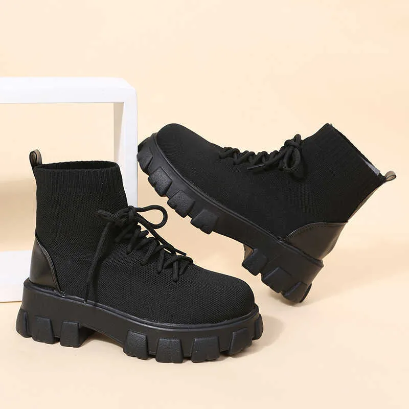 2021 Höst Vinter Ny Black Lace-up Platform Socks Stövlar Casual Tjock-Soled Martin Goth Chunky Heel Shoes Botas de Mujer Botte Y1018