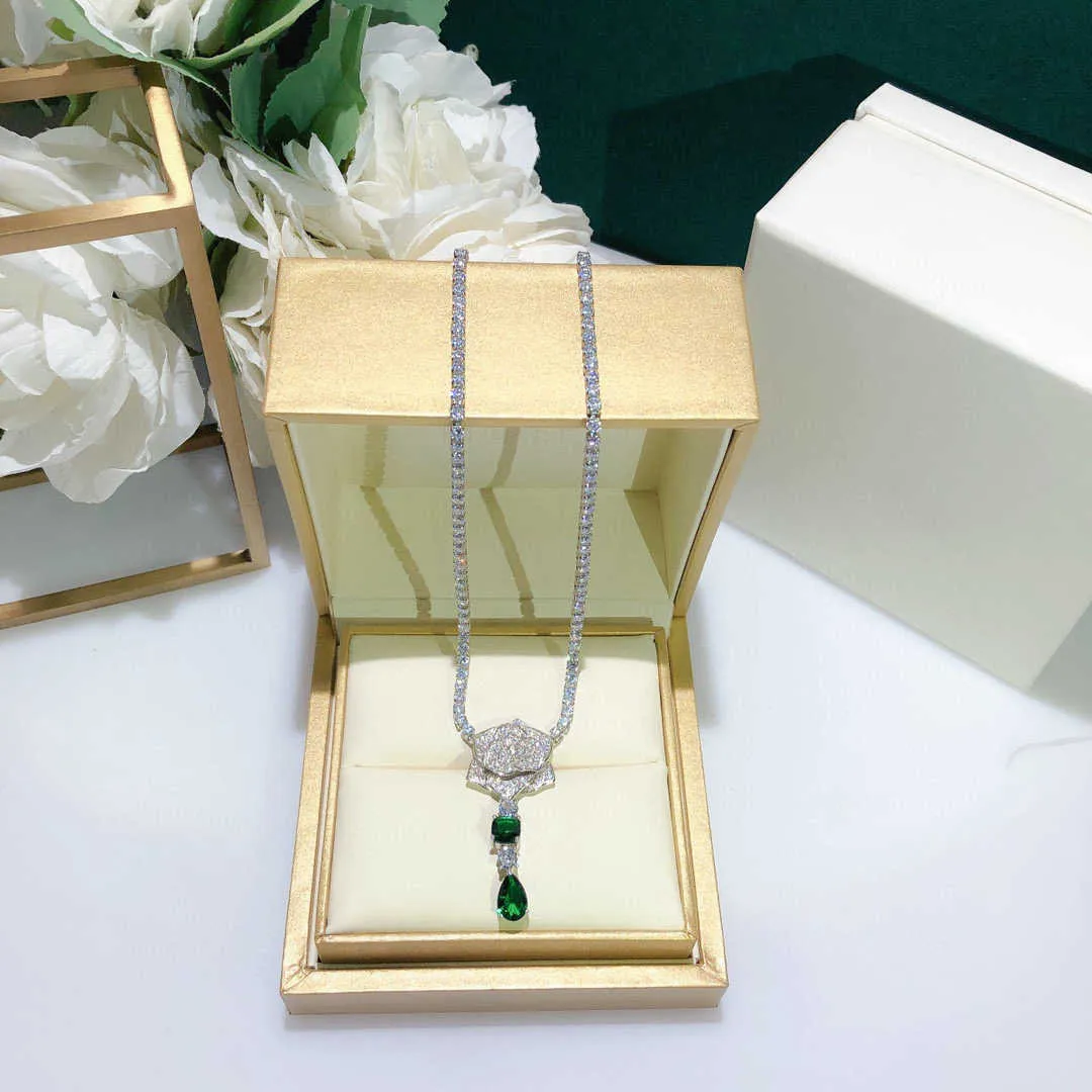 Hot Brand Pure 925 Sterling Silver Jewelry For Women Rose Pendant Necklace Green Gemstone Water Drop Design Fine Luxury Quality