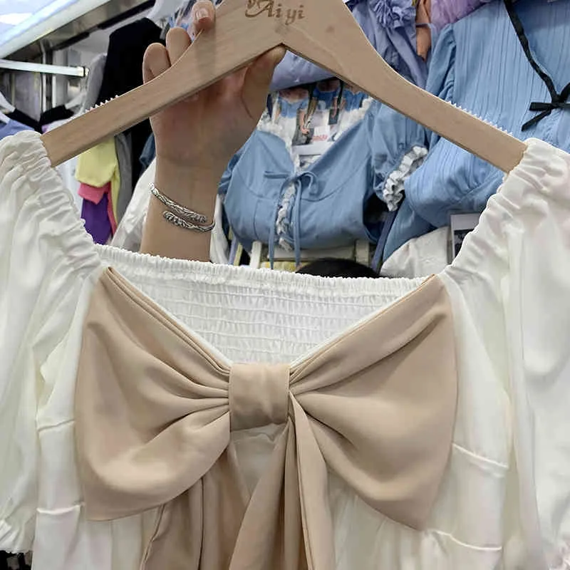 Korobovの新しい夏の甘いシックな女性のブラウス韓国の正方形の襟のパフスリーブ作物のシャツプレッピースタイルスリムな弓Blusas Mujer 210430