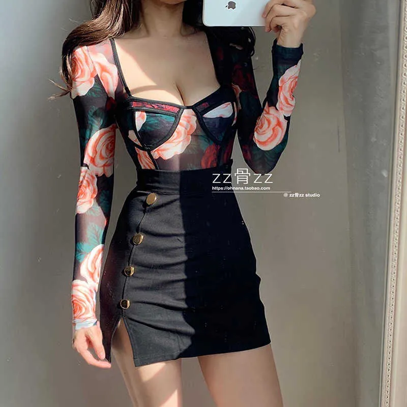 WOMENGAGA Spring Sexy Low Bust Big Square Neck Printing Elastic Slim Long Sleeve Summer Top Bodysuits Sexy XAX6 210728