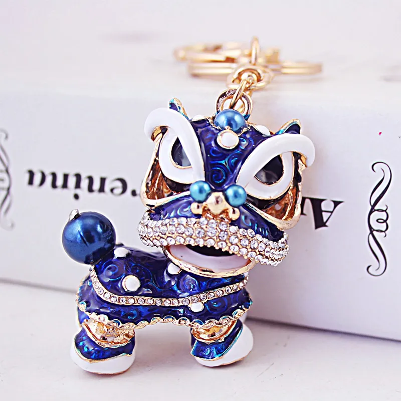 Portachiavi creativo in stile cinese tradizionale lega di danza del leone portachiavi a olio gocciolante accattivante piccolo regalo di buon auspicio in metallo