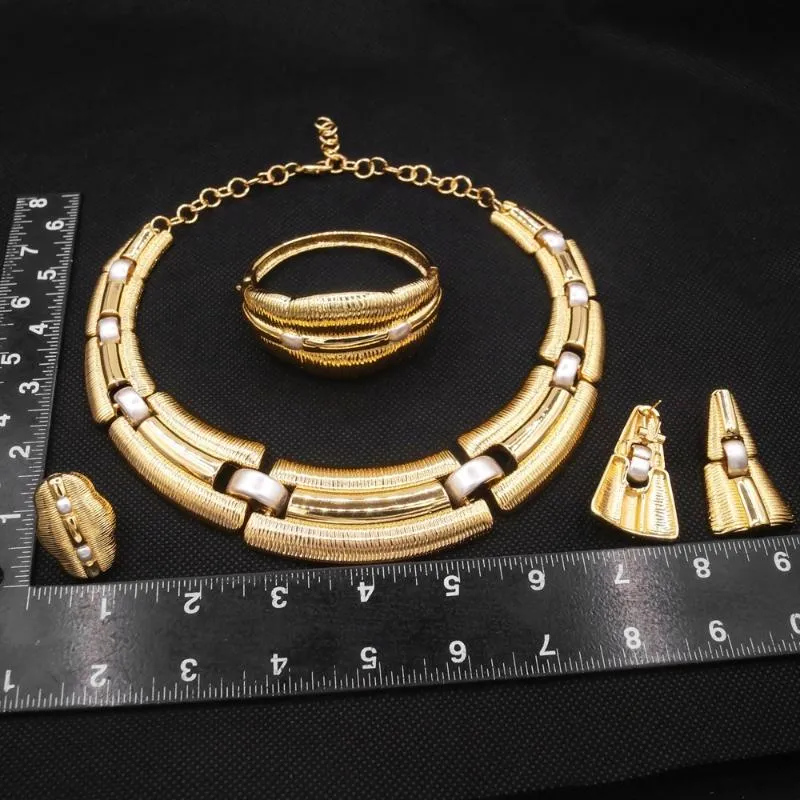 Orecchini Collana Yulaili Vendita Serie Oro Brasiliano Set di gioielli placcati in rame di lusso Set italiano di quattro set matrimonio da donna257V