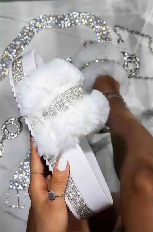 Luxury Designer Women Fur Rhinestone Slippers Platform Wedges Heel Solid Fluffy Furry Slides Outside Sexy Shoes Ladies Whosale AA220307