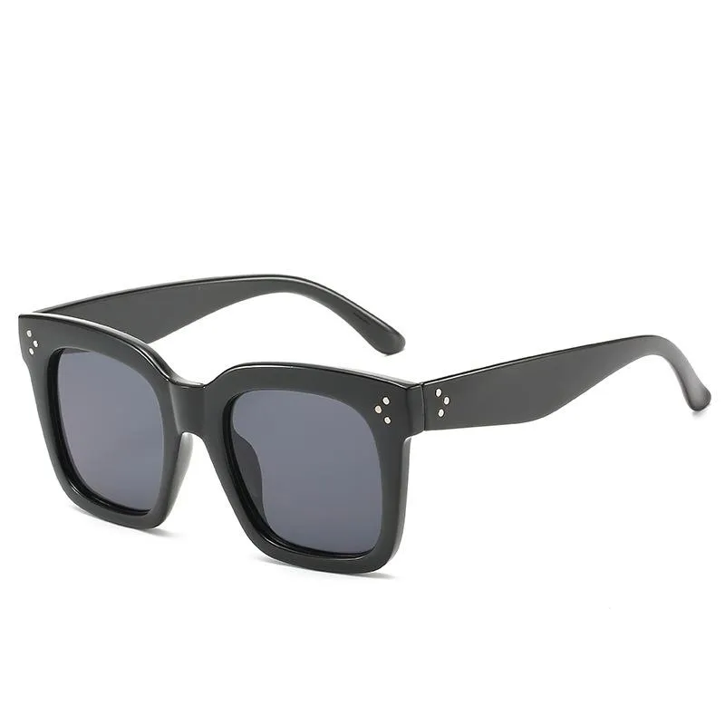 Black Clear Overdimensionerade fyrkantiga solglasögon Kvinnor Gradient Summer Style Classic Sun Glasses Kvinna Big 265Z