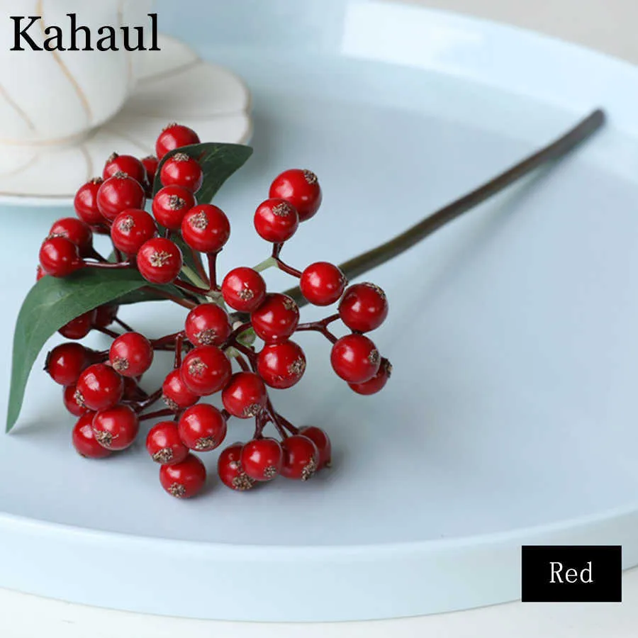 Mini Sztuczne Jagody Kwiat Christmas Fruit Fałszywy Berry I Mała Pianka Kwiaty Dekoracji Wedding Home Table Organ Zakładu Y0630