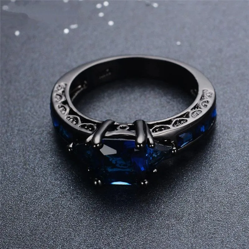 Fedi nuziali Fashion Square Blue Sapphire CZ le donne Accessorio gioielli con anello portafortuna placcato oro nero260s