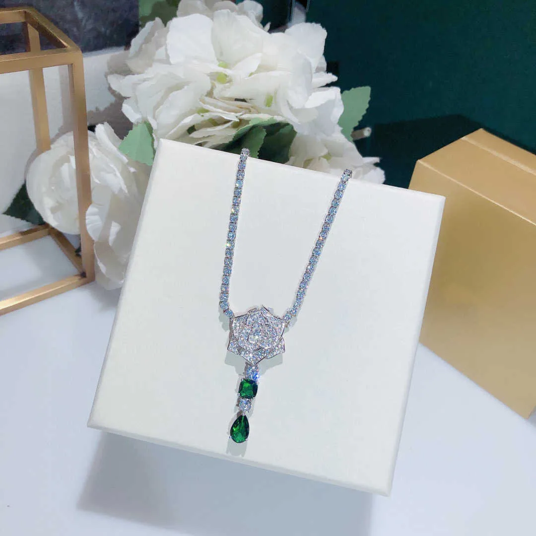 Brand Pure 925 Bijoux en argent sterling pour les femmes Rose Pendant Collier Green Gemstone Water Drop DESIGN FINE Luxury Quality1468678