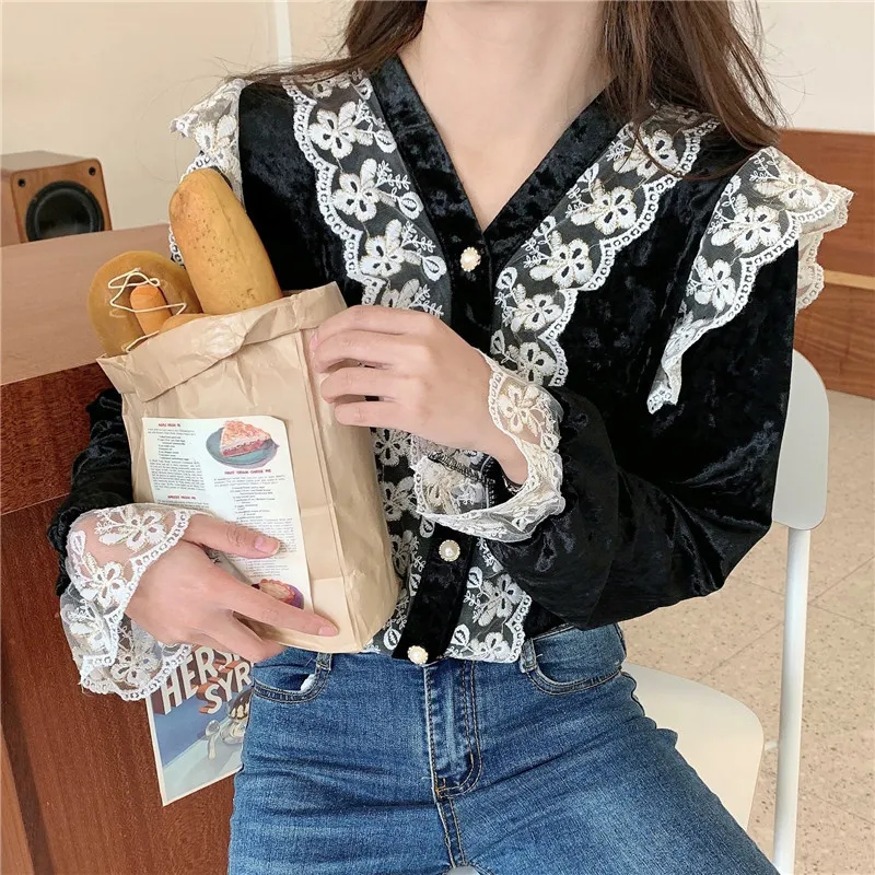 Storlek L-4XL Women Blouse Spring Autumn Solid Lace V-Neck Slim Wild Court Style Fashion Ladies French Shirts Toppar 210515