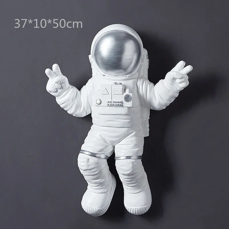 MGT Europe Originality Space astronaute résine Home Modern El Wall Hanging Art Decoration décoration Ornements artisanaux Statue 2107542628