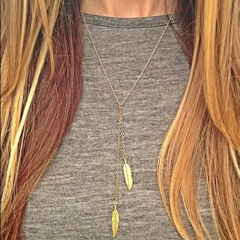 Chaînes Simple Design Gold Couleur Longue Chaîne Colliers Fantaisie Plume Pendentif Gland Pour Femmes Sexy Bijou