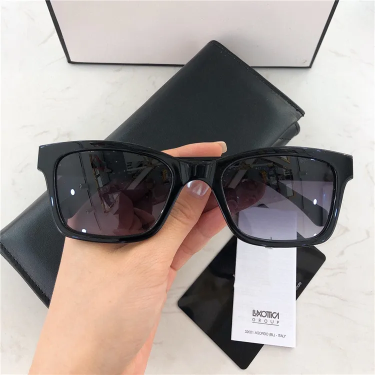 Zhou xun xin zhilei même plaque carrée lettre de soleil Lunettes de soleil anti ultraviolet CH54179609185