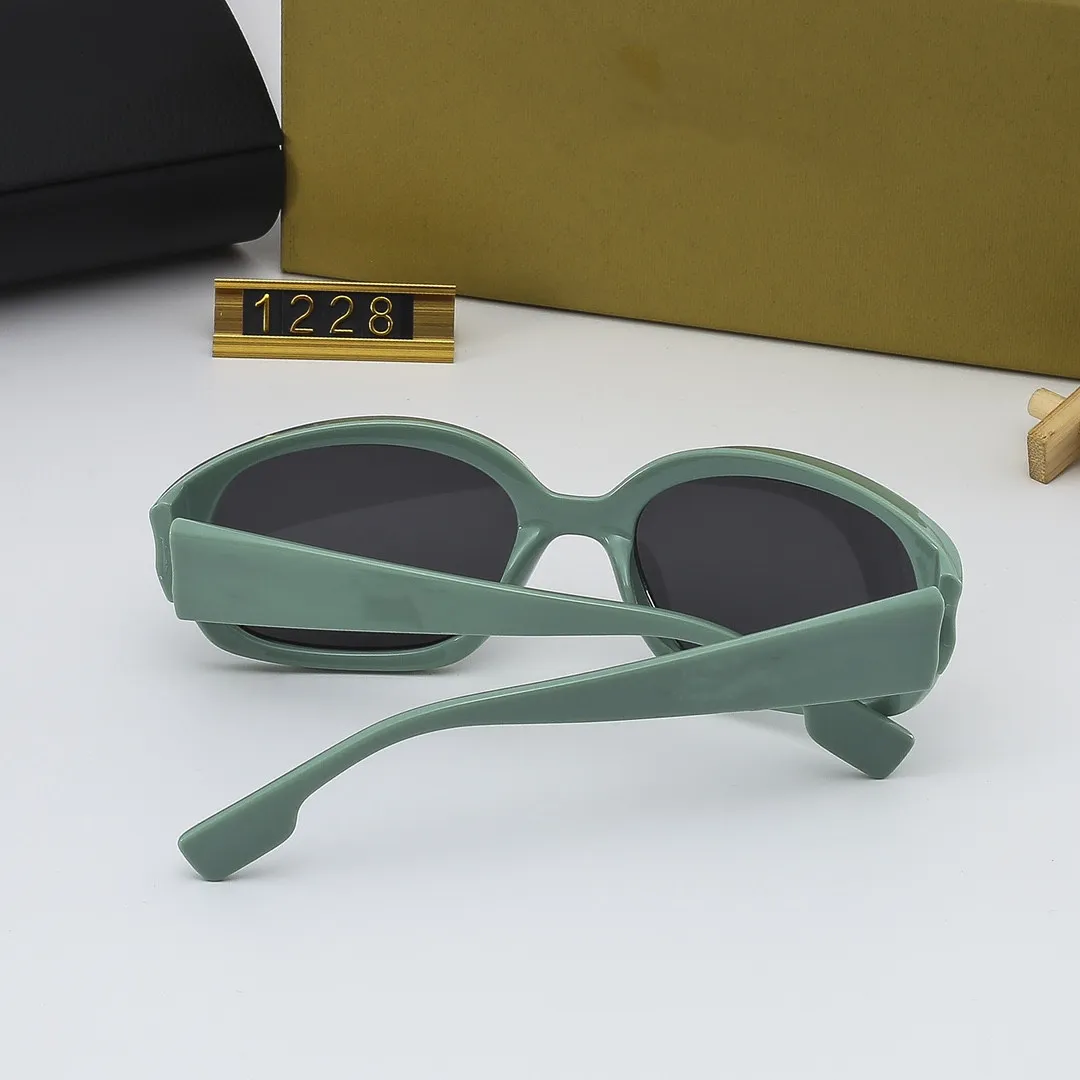 occhiali da sole sportivi moda 1228 design speciale colore montatura quadrata lente rotonda stile d'avanguardia pazzesco interessante con custodia2633