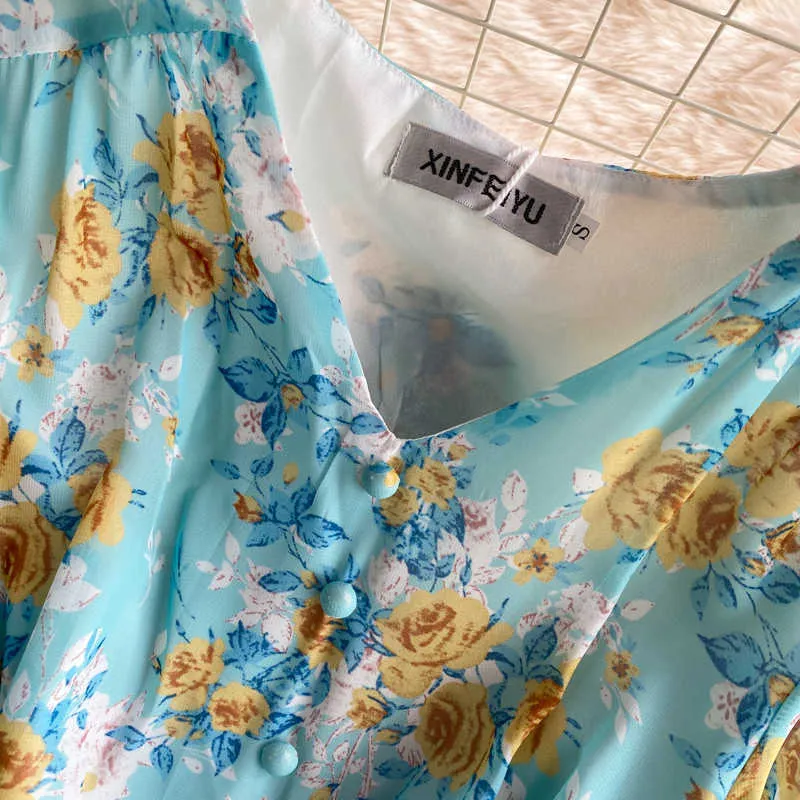 Mulheres Azul / Bege Flor Impresso Midi Dress Bohemian Verão V-Neck único Breasted Big Swing Robe Elegante Party Beach Vestidos Y0603