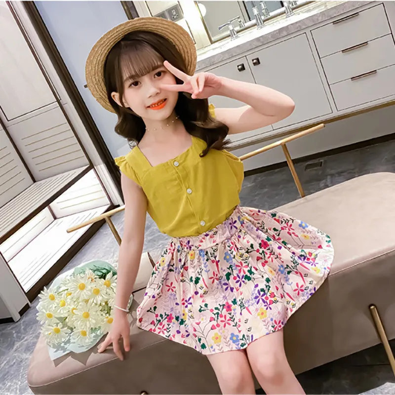 Linda garota roupa terno verão manga voador sólido blusa de cor + saia de impressão floral crianças casuais conjunto 210515
