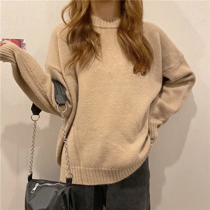 Ankomster Kvinnor Tecknade tröja och Pullovers Oneck Knitwear Bear Loose Style Koreanska Chic Wear odefinierade toppar 210430