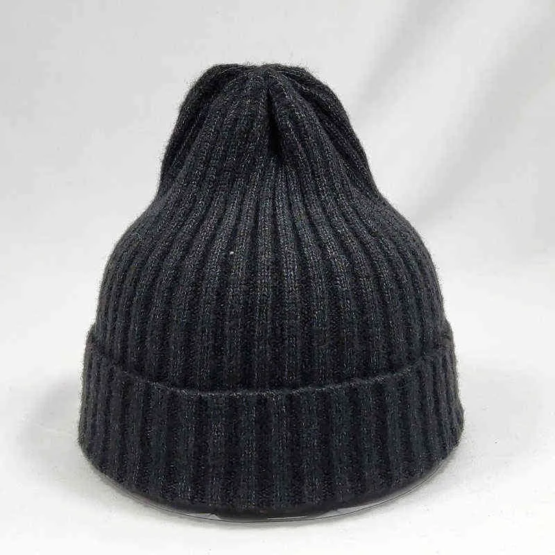 남성을위한 혼합 된 색상 겨울 모자 니트 모자 여성 스트라이프 모양 비니 짙은 녹색 블랙 블루 옐로우 Y21111