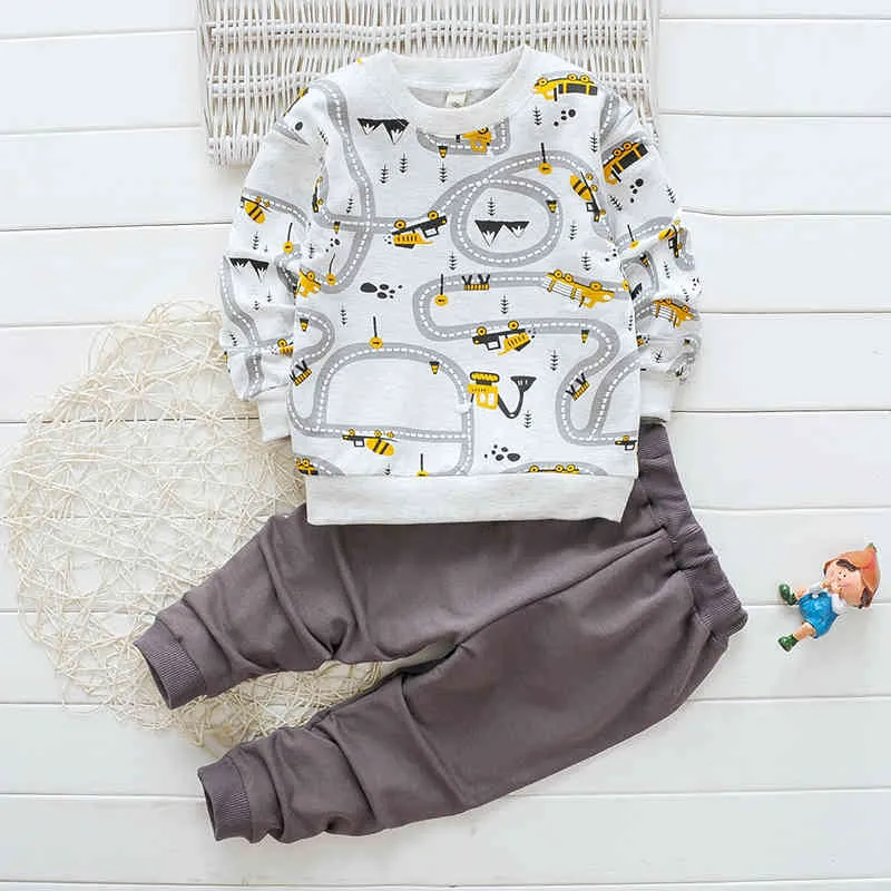 Niños Niños Otoño Manga larga Conjuntos de ropa de algodón 2 unids Patrón de letras Tops y pantalones sólidos Trajes casuales 210429