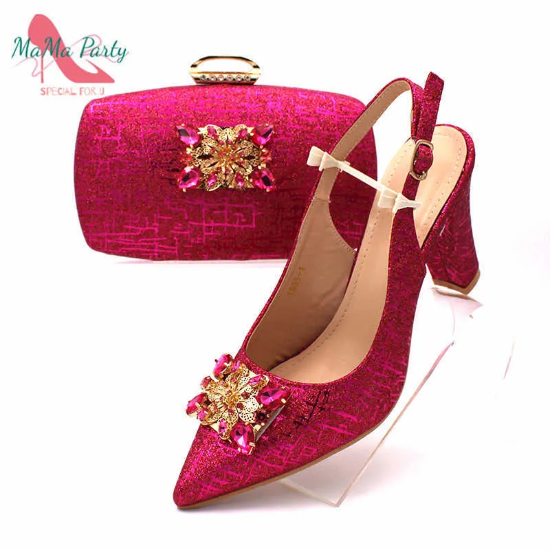 Set di scarpe e borse africane alla moda Donne italiane Scarpe nigeriane color fucsia con borse abbinate la festa nuziale reale 210624